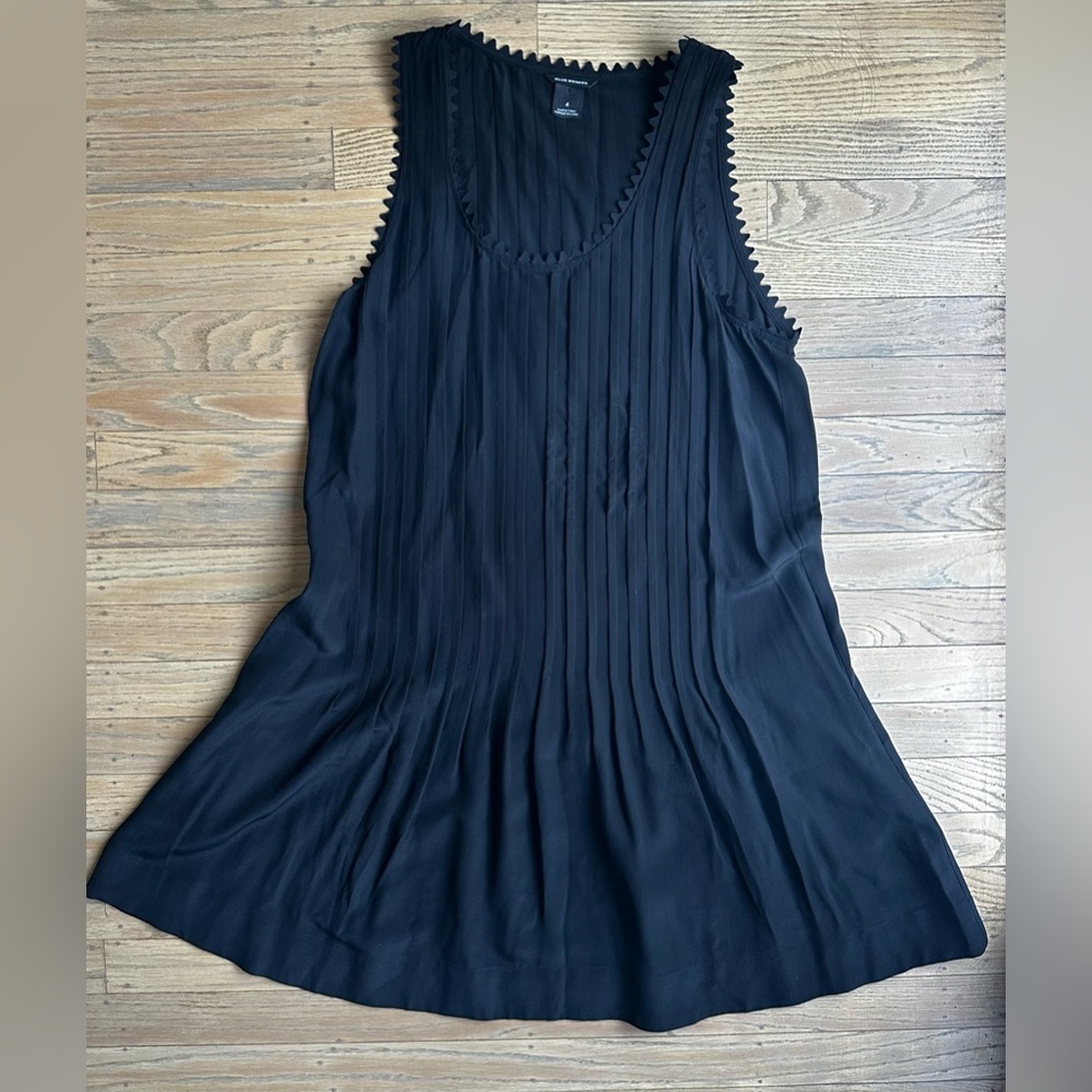 CLUB MONACO 100% Silk Narella Sleeveless mini dress w/ pockets | black, size: 4